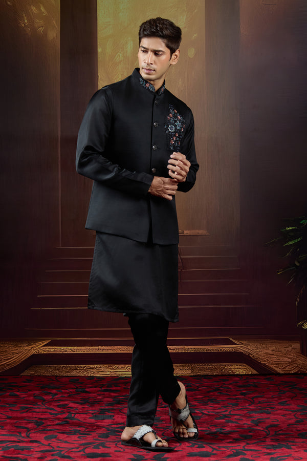 Noir Dynasty  Silk Bundi Set with Cutdana & Pearl Embellishments