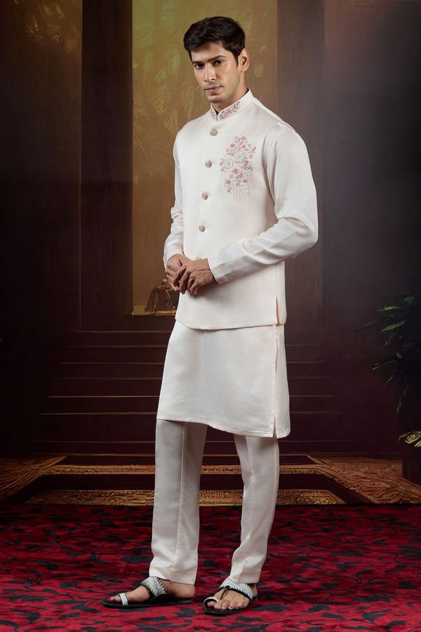 Ivory Eclipse  Silk Bundi Set with Pearl and Thread Embroidery