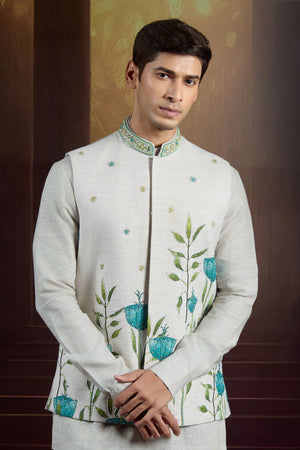 Pearl Whisper Linen Bundi Set with Sequins & Thread Embellishment