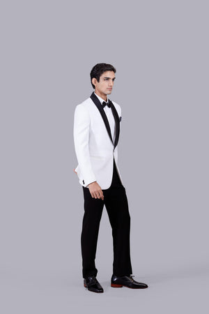 WHITE BOOMARIYO PLAIN SUIT