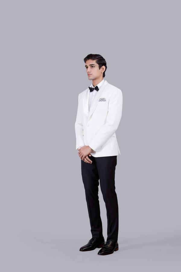 WHITE ITALIAN CREPE PLAIN SUIT