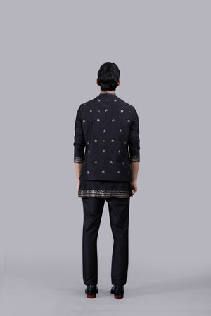 BLACK CHANDERI SILK LEATHER WORK BUNDI SET