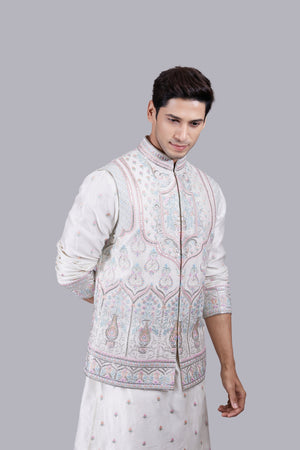 IVORY MATKA SILK EMBROIDERY WORK BUNDI SET