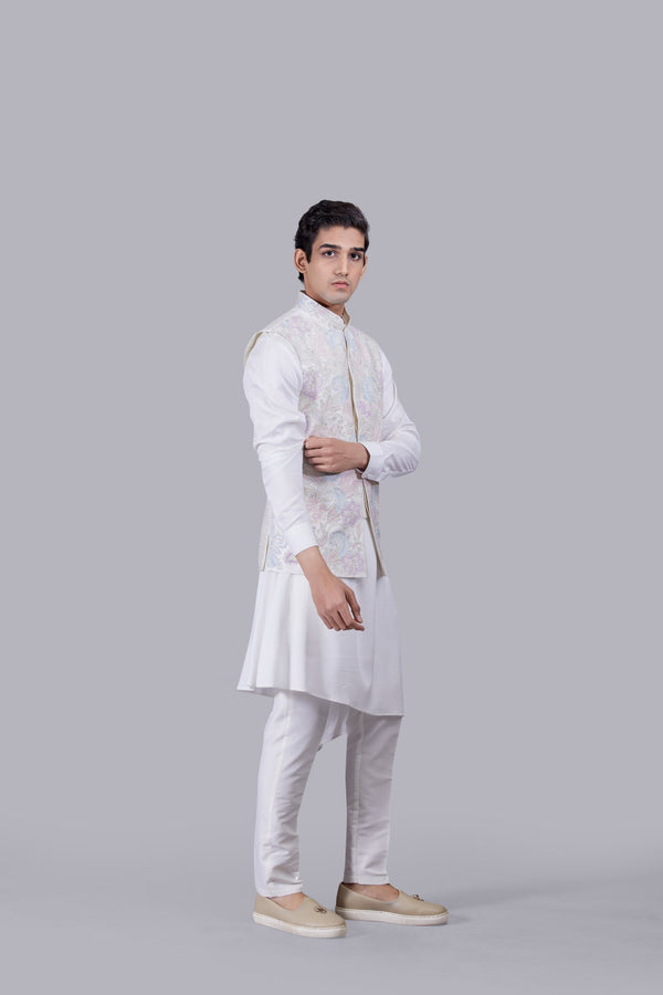 OFF WHITE MATKA SILK THREAD WORK BUNDI SET