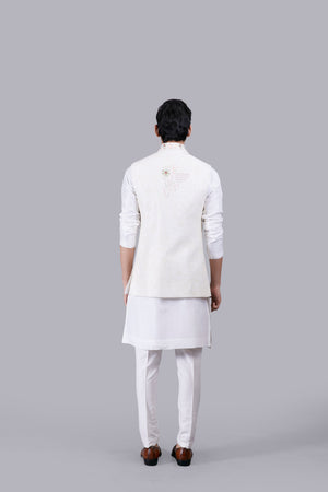 OFF WHITE CHANDERI SILK THREAD WORK BUNDI SET