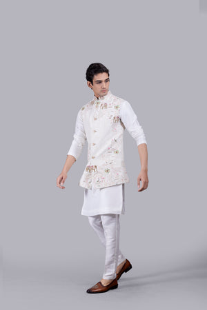 OFF WHITE CHANDERI SILK THREAD WORK BUNDI SET