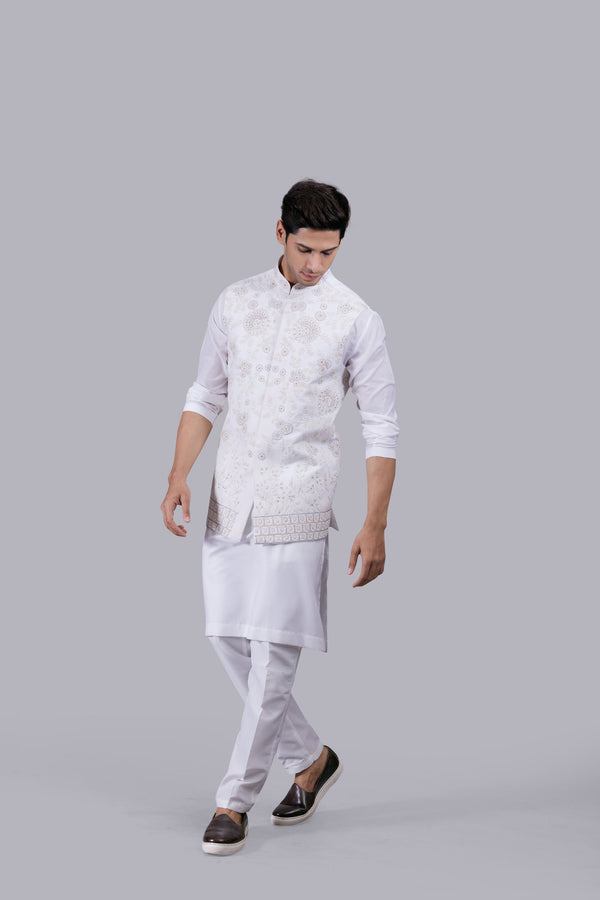WHITE RAYON SILK THREAD WORK BUNDI SET