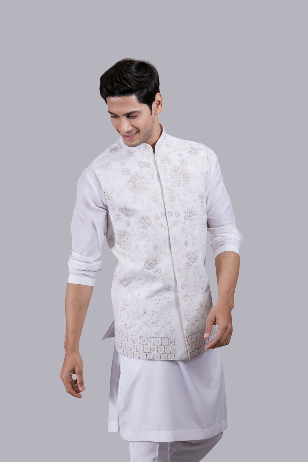 WHITE RAYON SILK THREAD WORK BUNDI SET