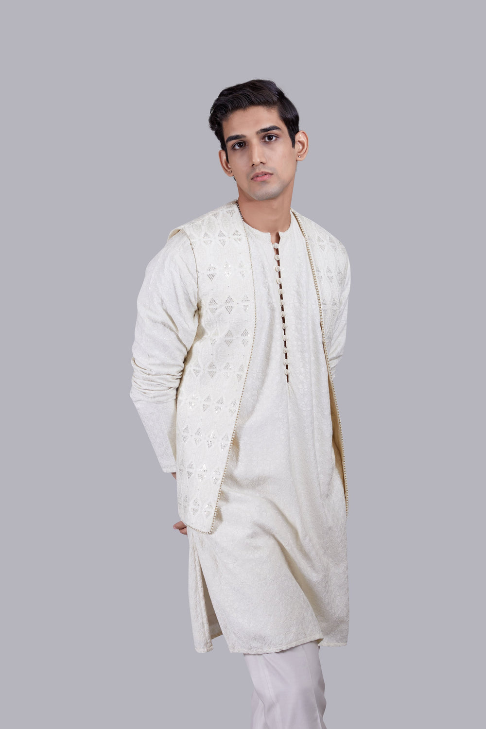 CREAM SILK THREAD WORK BUNDI SET