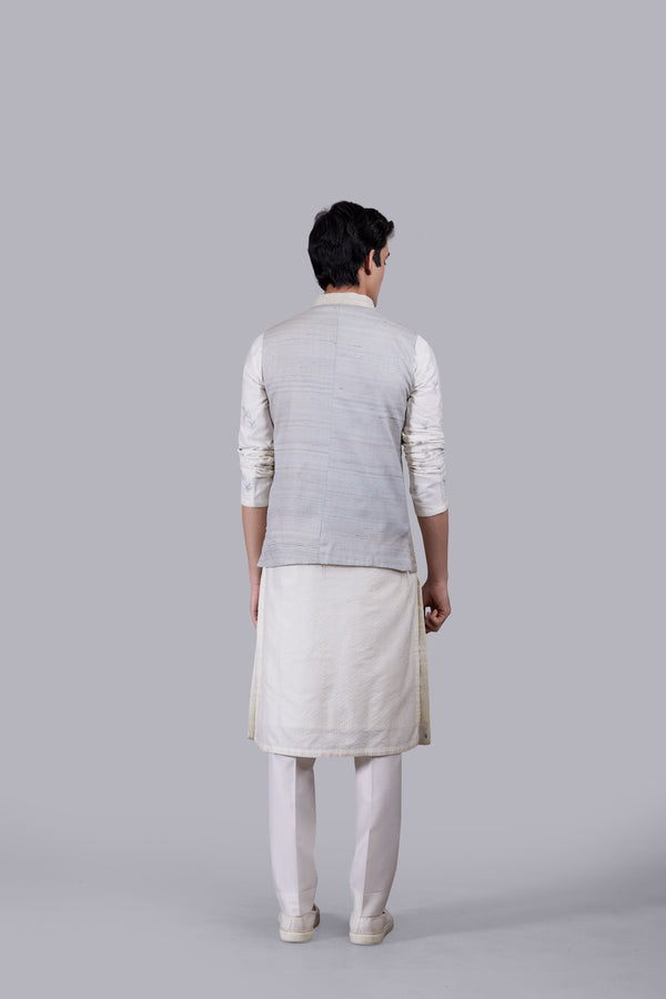OFF WHITE CHANDERI SILK THREAD WORK BUNDI SET