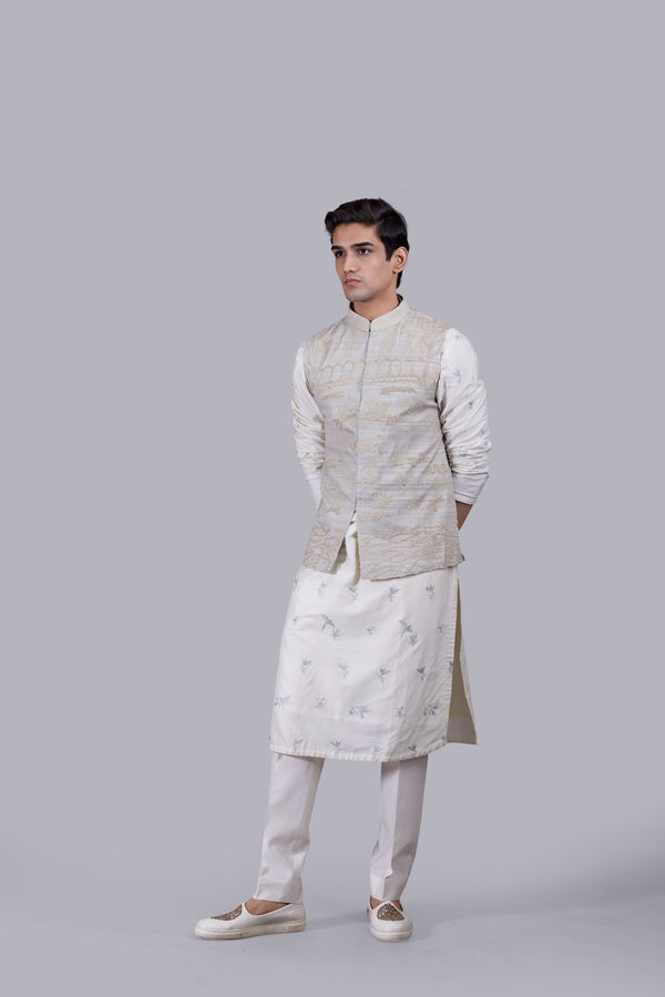OFF WHITE CHANDERI SILK THREAD WORK BUNDI SET