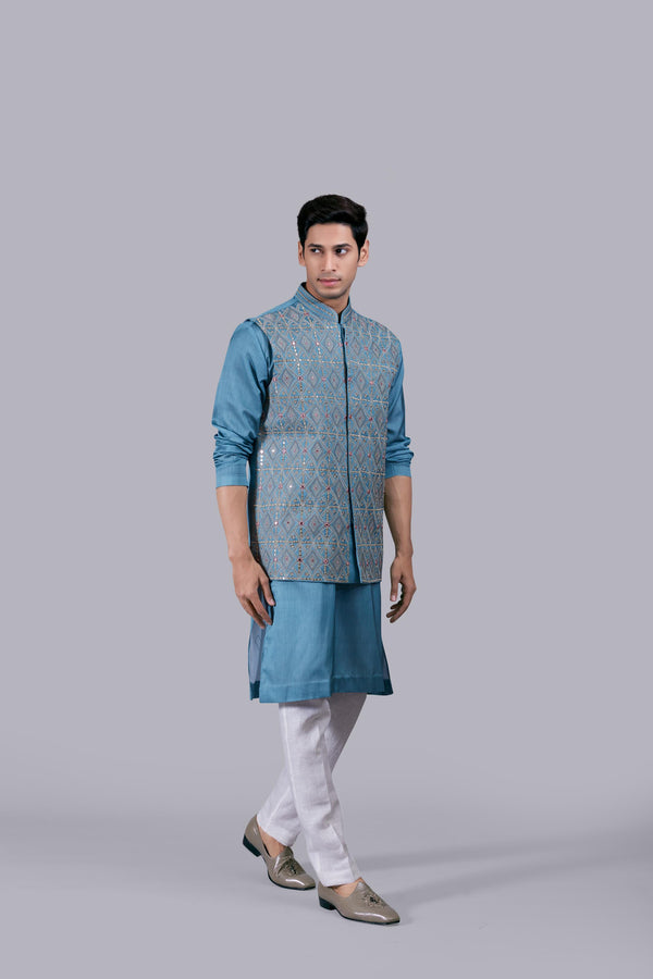 AQUA BLUE SILK EMBROIDERY WORK BUNDI SET